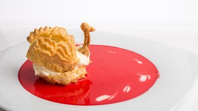 Swan Pȃte à Choux. Courtesy Chikalicious