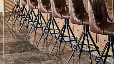 There's a restaurant called Pacific Groove, which serves Californian cuisine, with sizzling grilled seafood, woodfired steaks, fresh salads and a Raw bar. While Flashback is the speakeasy bar & lounge that serves custom cocktails in an intimate Hollywood setting.