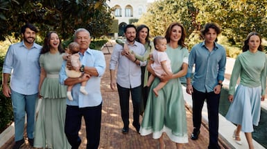 Queen Rania wears Oscar de la Renta and pumps by the family's trusted shoemaker. Photo: Queen Rania / Instagram