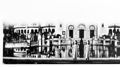 Shinji Ogawa,Circle and Reflection in the Water 2014, pencil on paper. Courtesy of XVA Gallery