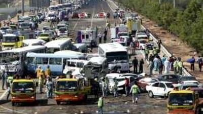 A total of 200 hundred cars were involved in a crash in heavy fog that resulted in four people being killed and 277 injured on Abu Dhabi Highway near Ghantoot.