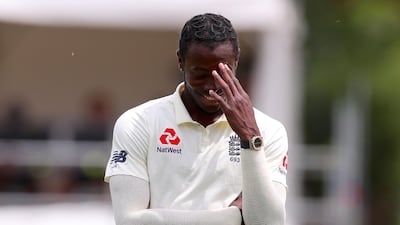 England's Jofra Archer cannot bare to look after Joe Denly drops an absolute sitter off his bowling in the second Test against New Zealand in Hamilton. AFP