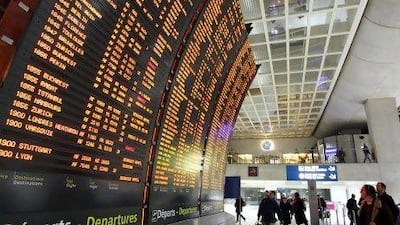 Etihad Airways and Emirates Airline will soon be flying more frequently to Charles de Gaulle airport in Paris.