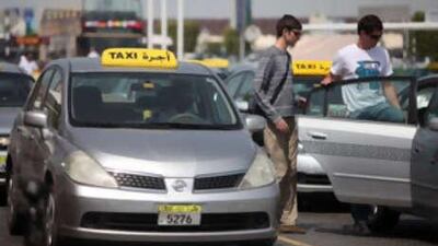 Taxis drivers are questioning whether a new contract still leaves room for wage differences.