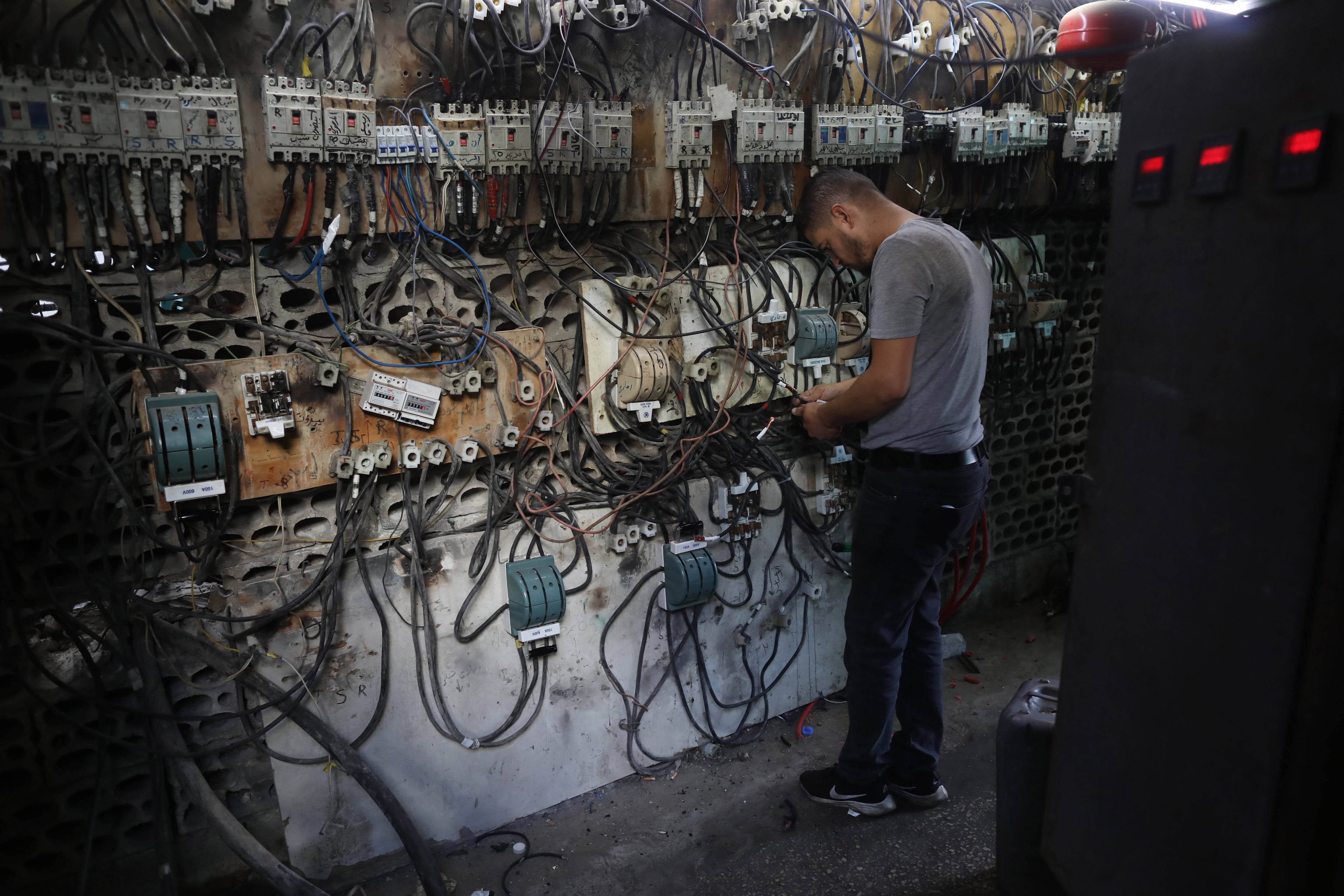 Private generators are filling the gaps in Lebanon's decrepit power grid. Getty images