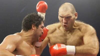 Russia's Nikolai Valuev, right, got the better of the American John Ruiz.