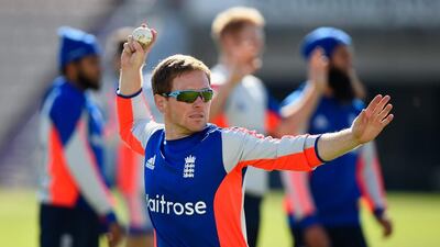 England captain Eoin Morgan practices his throwing during a training session at Ageas Bowl. Mike Hewitt / Getty Images