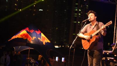 Jamie Woon performing at One Big Vibes concert at Dubai Media City Amphitheatre. Andre Valentin for Vibe Series