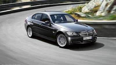 BMW 3 Series facelift - Although looking virtually identical to its predecessor, the new 3-series comes with bigger news under its hood. The final specification and pricing will be revealed nearer the on-sale date. Courtesy Carmudi / Autospecsinfo.com