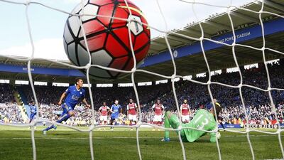 Leonardo Ulloa celebrates after scoring the second goal for Leicester from the penalty spot. Reuters / Darren Staples