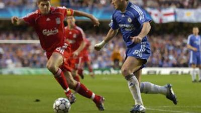 The possibility of seeing Liverpool's Steven Gerrard, left, and Chelsea's Frank Lampard playing in a Premier League game in Asia could be nearer to reality than first thought.