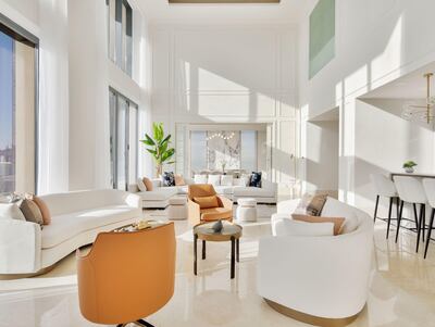 The 118 penthouse's spacious living room. Courtesy Luxhabitat Sotheby's International Realty