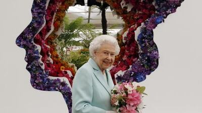 Queen Elizabeth attends the 2016 Chelsea Flower show. Courtesy the RHS