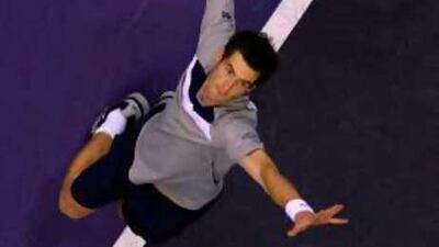 Britain's world No 4 Andy Murray gained revenge for his US Open final defeat against Roger Federer of Switzerland when he beat the World No 2 today.