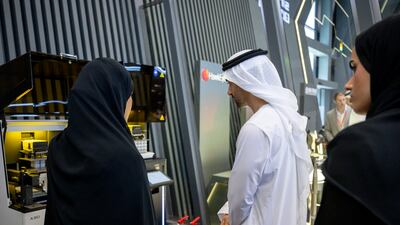 Sheikh Hamdan bin Mohamed tours Idex