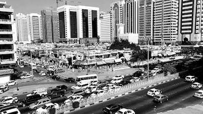 The Abu Dhabi souq in the 1990s taken from Hamdan bin Mohammed Street. Courtesy: Shaukat Ali Sufi Muhammad / Al Ittihad
