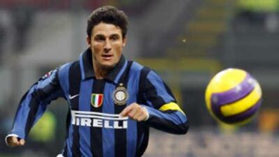 Javier Zanetti will join the 600 club for Iter Milan shoul dhe appear against Lecce tonight.
