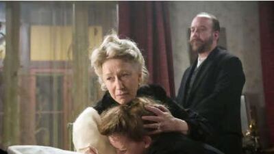 Helen Mirren plays Sofya Tolstoy.