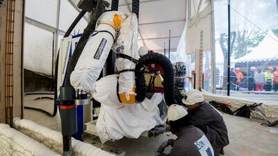 The printer uses robotic arms, nozzles, pumping systems and lasers. Courtesy University of Nantes