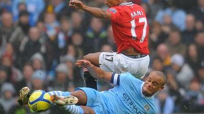 Vincent Kompany has signed a new contract with Manchester City.