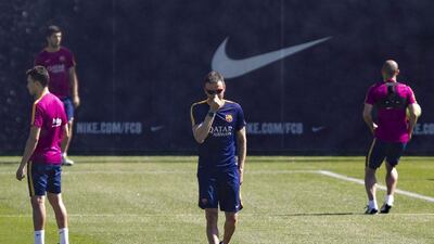 FC Barcelona’s Spanish head coach Luis Enrique (C) during a training session at Joan Gamper sport complex, outside Barcelona, northeastern Spain, 16 April 2016. The teamo prepares for their upcoming La Liga match against Valencia CF at Barcelona’s Camp Nou stadium on next 17 April. EPA/Quique Garcia
