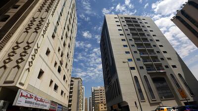 Al Qasimiah, Sharjah: Q1-Q2 2015 down 4%. Q2 2014-Q2 2015 up 12%. Studio: Dh22,000-Dh28,000. 1BR: Dh29,000-Dh38,000. 2BR: Dh40,000-Dh50,000. 3BR: Dh45,000-Dh65,000. Satish Kumar / The National