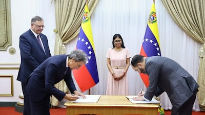 Description: Venezuelan President Delcy Rodríguez oversees the signing of a memorandum of understanding between state oil company PDVSA and France’s TotalEnergies.
Source: Venezuela Ministry of People’s Power for Foreign Affairs and International Trade
Date: September 19, 2026