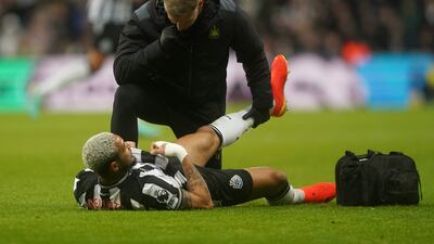 Lots of industry from the fans' favourite but then played Iwobi in on goal with careless pass. Went off injured midway through first half. PA