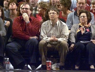 Microsoft co-founders Bill Gates (C) and Paul Allen (L). AFP