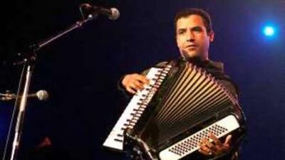 Do the rai thing: Cheb Mami, whose music is featured on Urban Rai 2008 , performing at a charity concert for flood victims in the Bab el Oued district of Algiers in 2001.