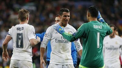 Real Madrid’s Cristiano Ronaldo and Keylor Navas celebrate at the end of the game. Reuters / Sergio Perez