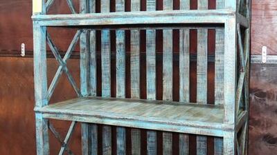 All auction experts recommend setting a budget before going to the sale.