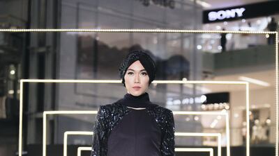 Black and beturbaned, the Rasit Bagzibagli x Modanisa collection was a study in elegance