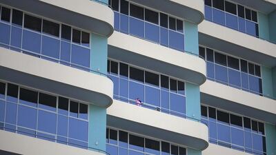 Khalidiya / Al Bateen high-end apartments: Q2-Q3 2015 no change. Q3 2014-Q3 2015 up 2%. Studio - Dh85,000-Dh100,000. 1BR - Dh105,000-Dh135,000. 2BR - Dh150,000-Dh185,000. 3BR - Dh175,000-Dh250,000. Silvia Razgova / The National