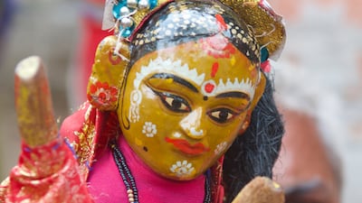 Characters include kings, queens and figures from mythology.