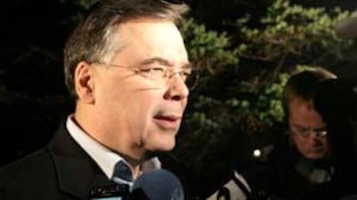 The Icelandic prime minister, Geir Haarde, speaks to the media in Reykjavik.