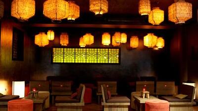 Cho Gao has a relaxed, stylish setting and cleverly placed partitions give the restaurant an open yet intimate feel.