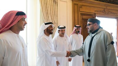 Sheikh Nahyan bin Zayed, Chairman of the Board of Trustees of Zayed bin Sultan Al Nahyan Charitable and Humanitarian Foundation, greets King Mohammed VI. Seen with Sheikh Mansour bin Zayed, Sheikh Hazza bin Zayed Al Nahyan, Vice Chairman of the Abu Dhabi Executive Council and Sheikh Ammar bin Humaid. Mohammed Al Hammadi / Crown Prince Court - Abu Dhabi