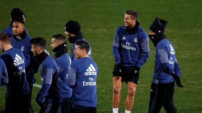 Real Madrid's Cristiano Ronaldo and other players during a training session. Issei Kato / Reuters