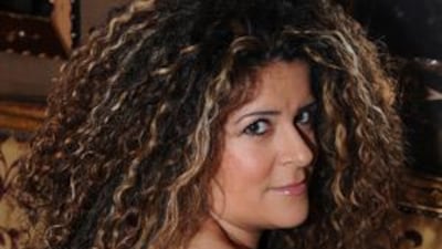 In 2000, Lamis Khamis opened a stand in Portobello Market, where she was approached by the Sex and the City stylist Patricia Field.