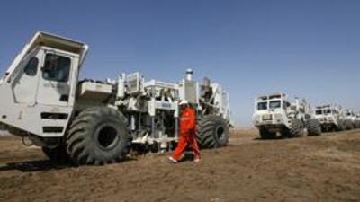 China National Petroleum Corporation's contract at the Ahdab oilfield in Iraq has resulted in dissatisfaction among the local population and the project's direct neighbours say that they are benefiting little from a multibillion-dollar development.