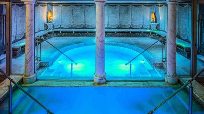 The hotel includes a spa-like Jacuzzi. Courtesy Waldorf Astoria Hotels & Resorts