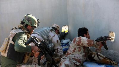 Iraqi soldiers from the ninth armored brigade take part in military operation in the Al Shimaa district, south-east of Mosul, Iraq, 22 November 2016. EPA