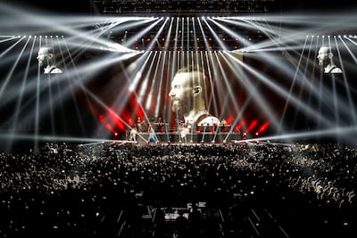 Maroon 5 performing in 2019. Coca-Cola Arena.