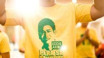 Members of the Jesus is Lord church gather in support of the Philippine presidential candidate Eduardo Villanueva.