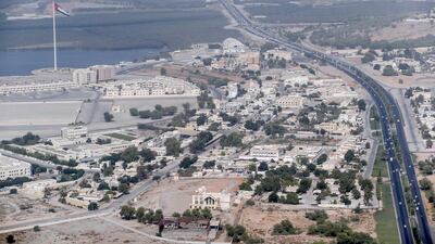 Ras Al Khaimah typical apartments: Q1-Q2 2015 up 1%. Q2 2014-Q2 2015 up 7%. Studio: Dh20,000-Dh30,000. 1BR: Dh25,000-Dh40,000. 2BR: Dh30,000-Dh50,000. 3BR: Dh40,000-Dh60,000. Antonie Robertson / The National