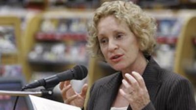 "Tweets are a discipline," says Phillipa Gregory, who serialised her latest novel, The White Queen, on Twitter. "It was more like writing poetry than prose."