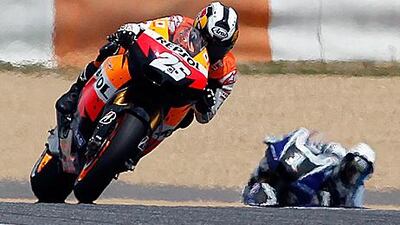 Dani Pedrosa leads Jorge Lorenzo in the final stages of the Portguese MotoGP.