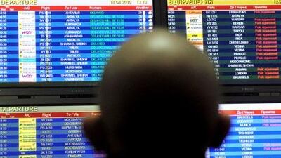 European airlines conducted test flights today through the volcanic ash that has paralysed air travel as they pressed for airspace to reopen and criticised governments for grounding jets.