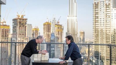 Richard Hammond and Burj Khalifa structural engineer Bill Baker rebuild the tower with building blocks at the Taj Hotel.
